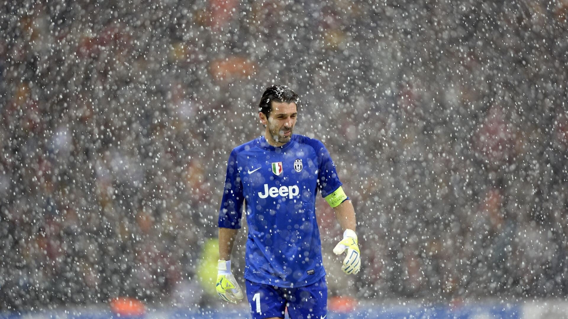 巴萨VS拜仁:欧洲足坛经典之夜,巴萨大胜拜仁