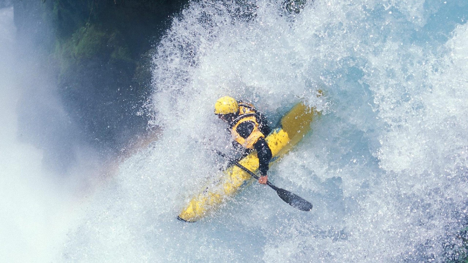 德甲球员视觉追踪训练提高战术执行速度的探索，视觉足球